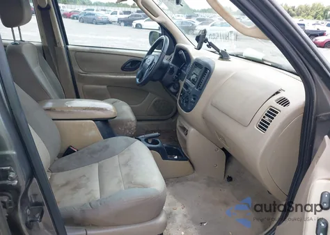 2004 Ford Escape Xls from USA, damaged, VIN 1FMYU02104KB20822